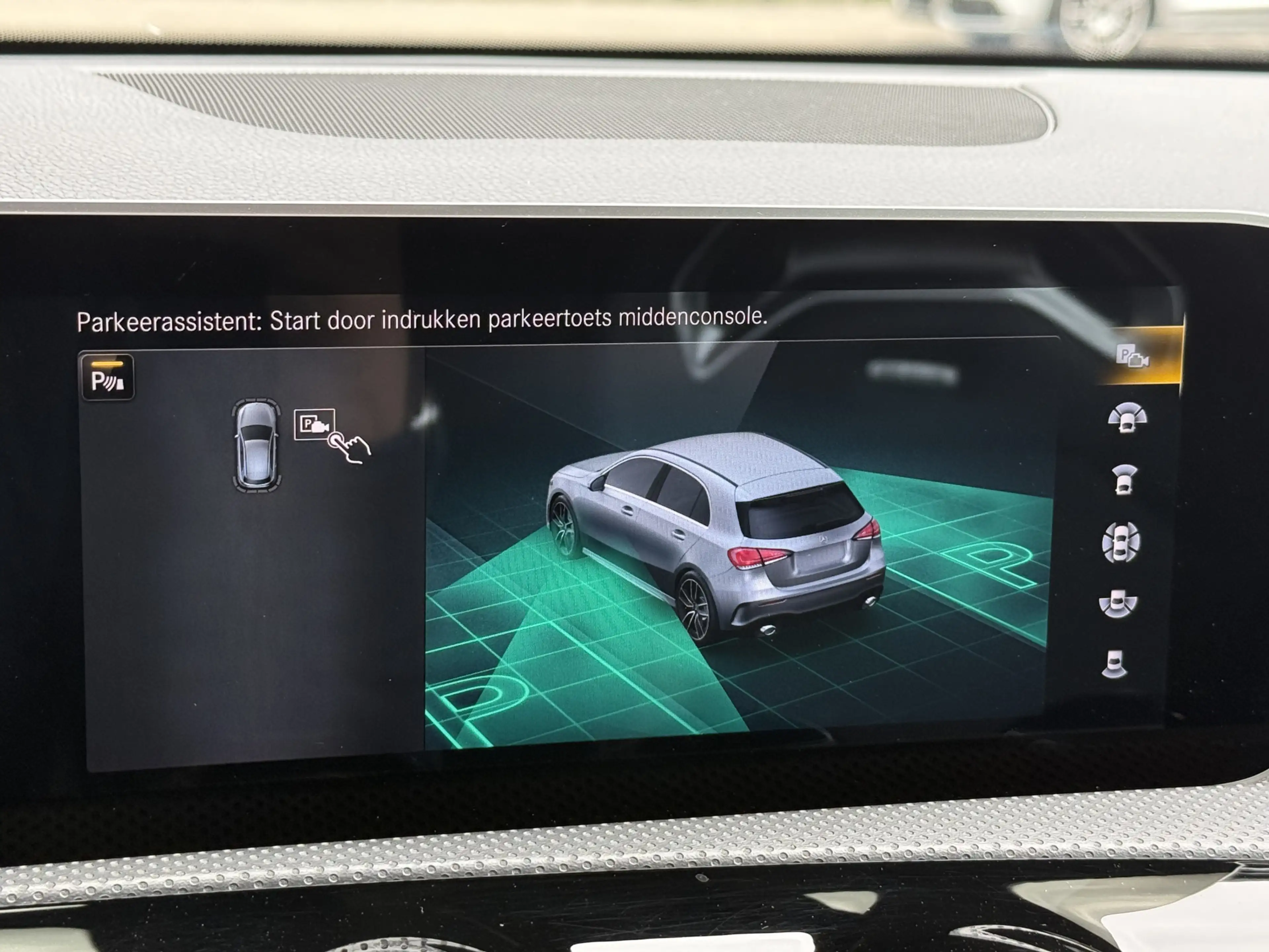 Mercedes-Benz A 35 AMG 4MATIC Edition 1 Premium Plus | Burmester | Pano | — photo 45