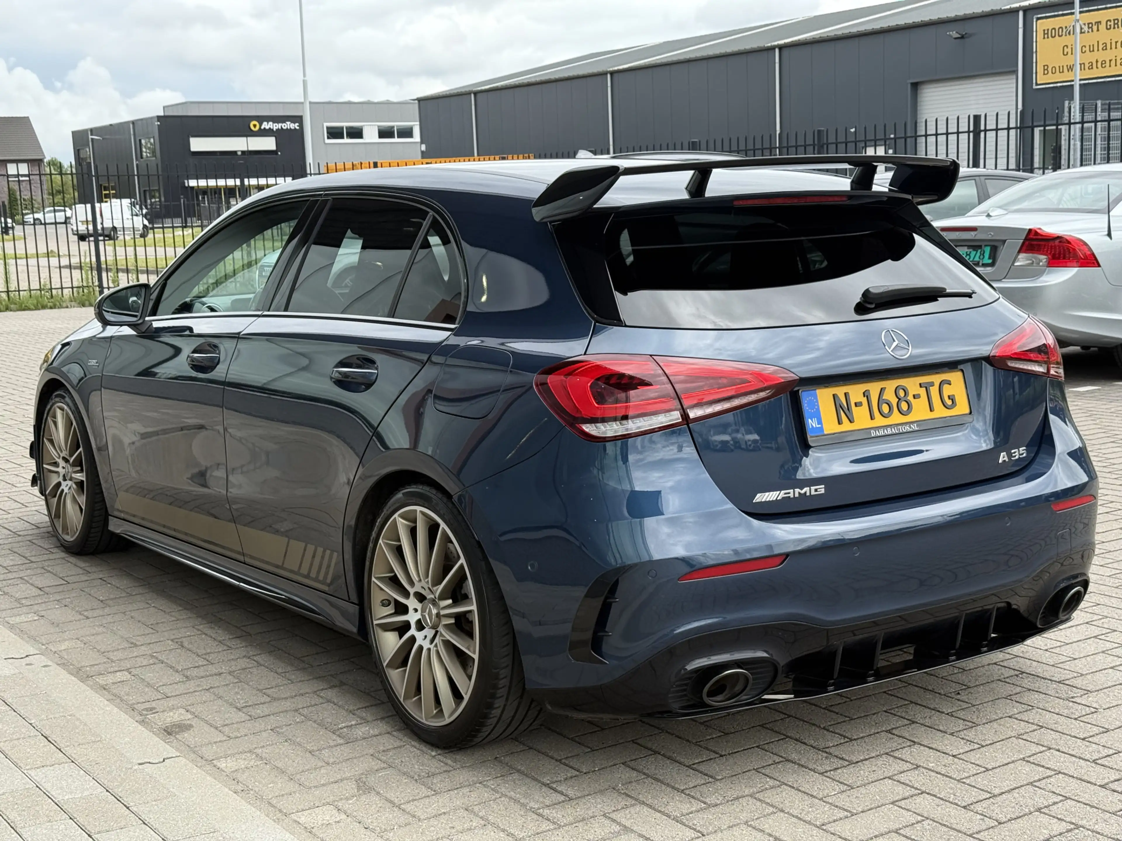 Mercedes-Benz A 35 AMG 4MATIC Edition 1 Premium Plus | Burmester | Pano | — photo 15