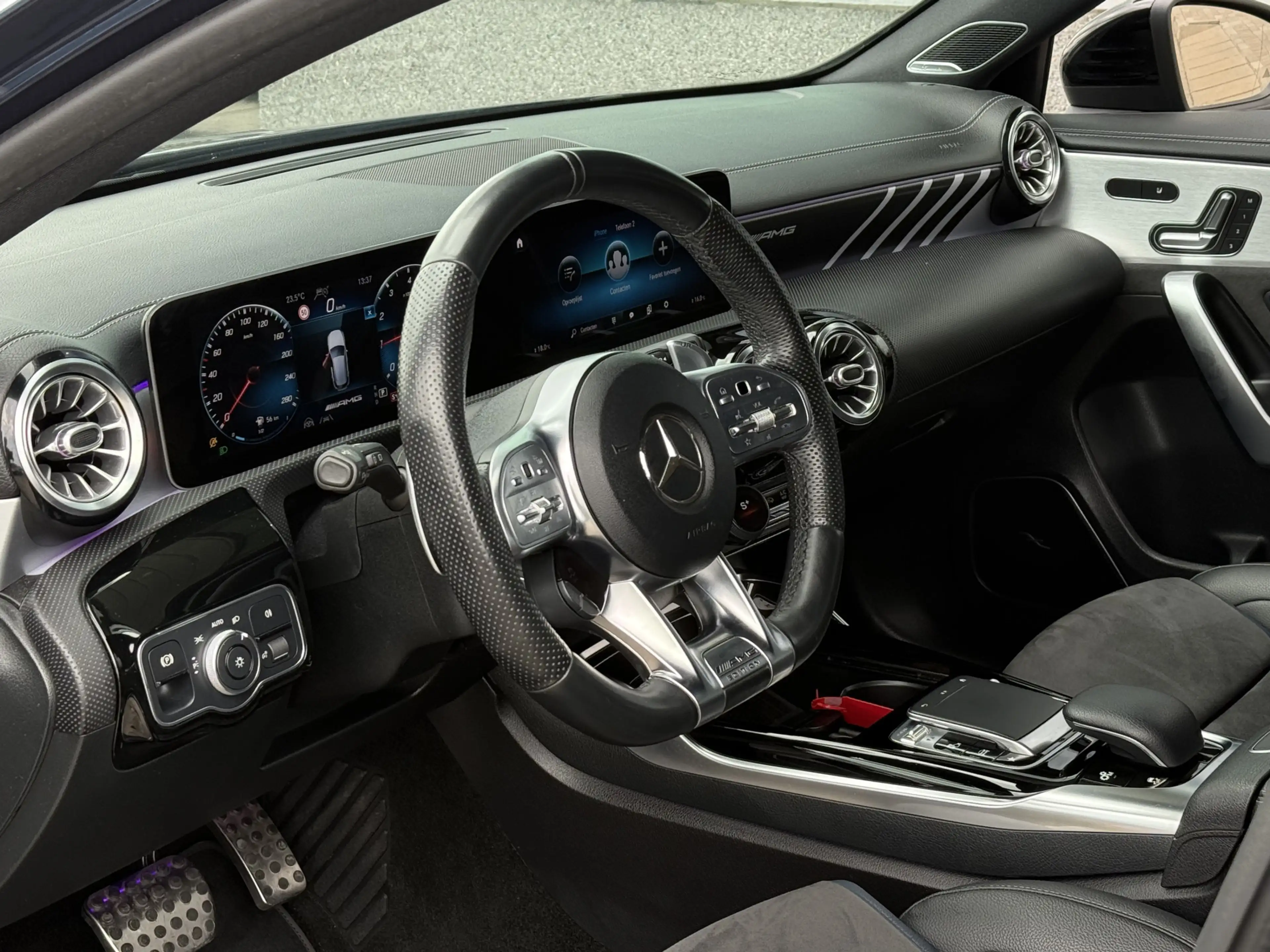 Mercedes-Benz A 35 AMG 4MATIC Edition 1 Premium Plus | Burmester | Pano | — photo 37