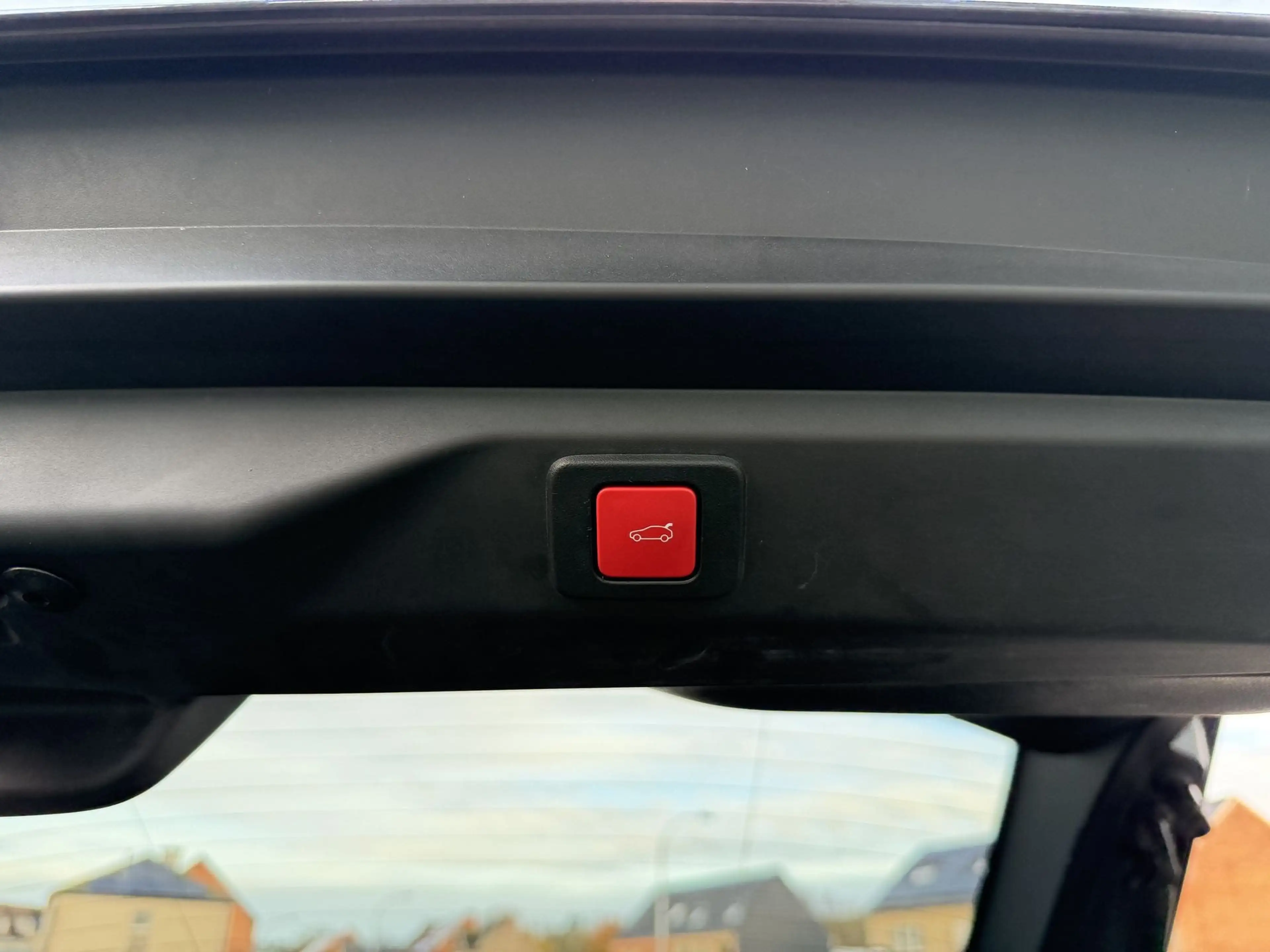 Peugeot 3008 GT 1.2T Hybrid *Navi*360° Cam*CarPlay* — photo 8