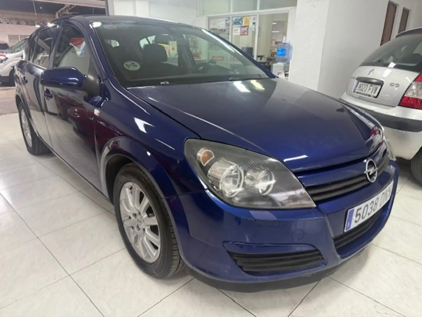 Opel Astra 1.7CDTi Cosmo 100 Azul - 2