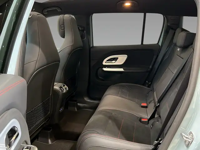 Mercedes-Benz GLB Class view 9