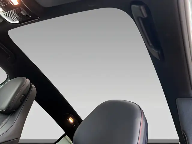 Mercedes-Benz GLB Class view 12
