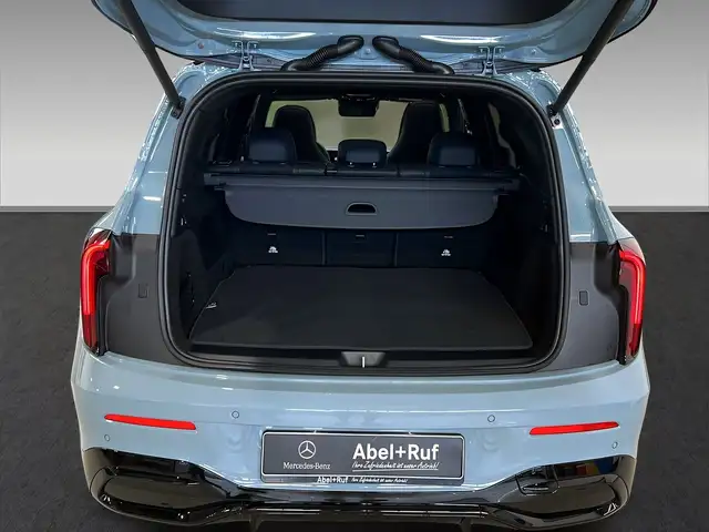 Mercedes-Benz GLB Class view 6