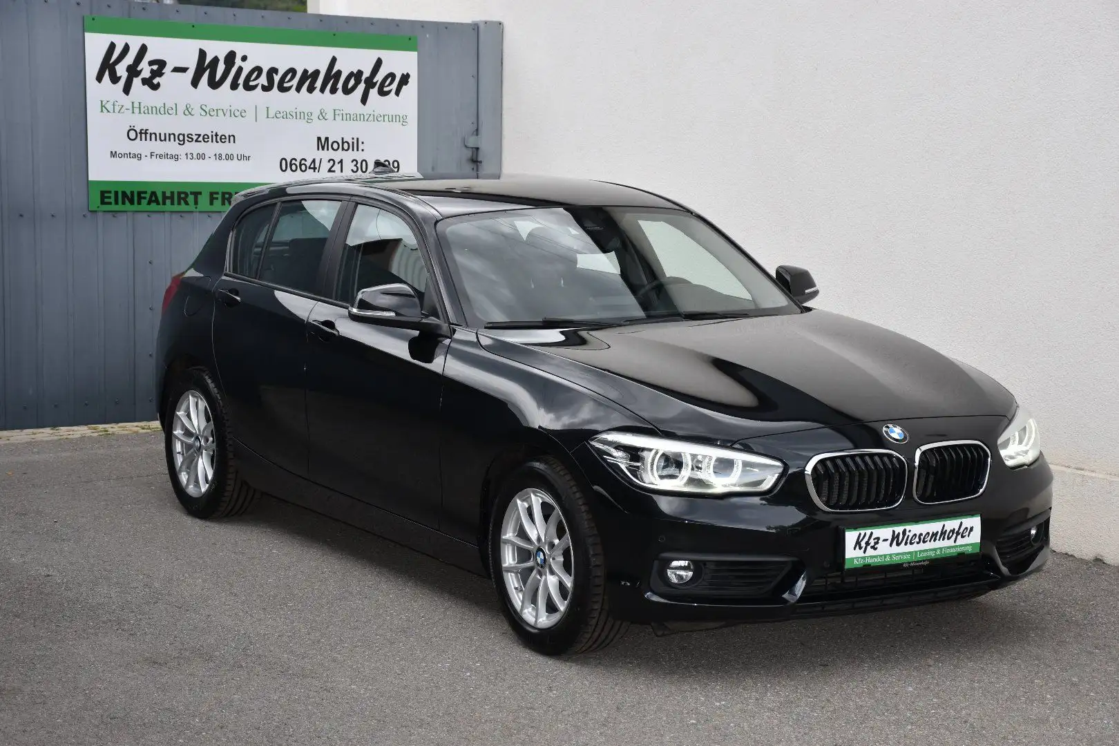 BMW 118 - 118 d Advantage Automatik / Sitzheizung / F Schwarz - 1