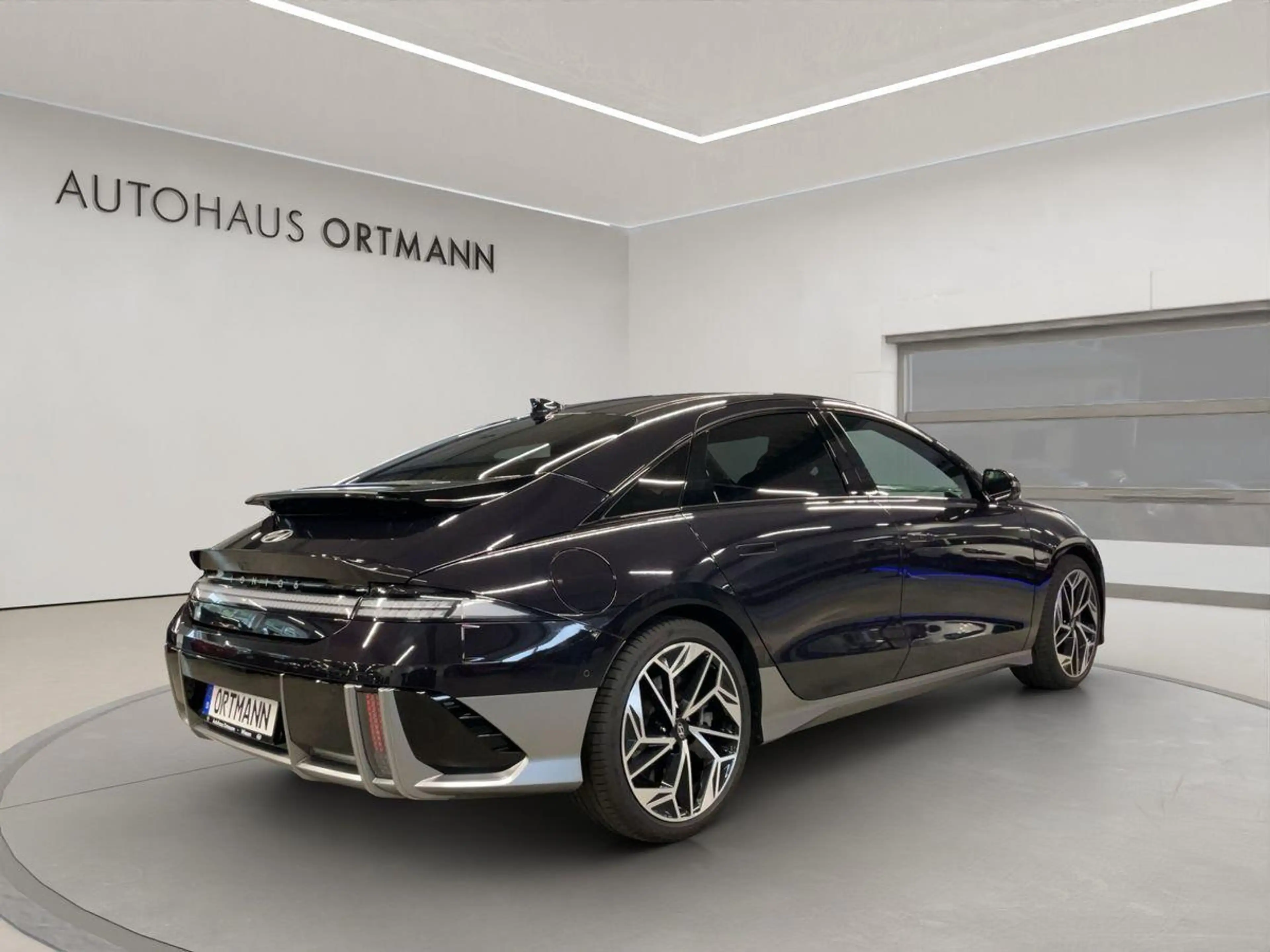 Hyundai IONIQ 6 'UNIQ' 77,4 kWh (229 PS) Heckantrieb — photo 7