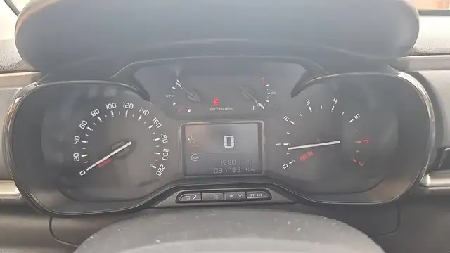 Citroen C3 view 12