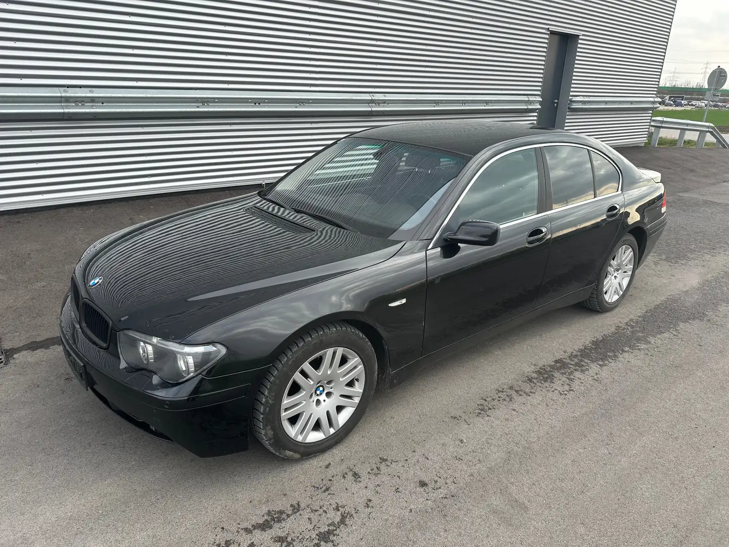 BMW 735 i Österreich-Paket Aut. ID:21 Černá - 1