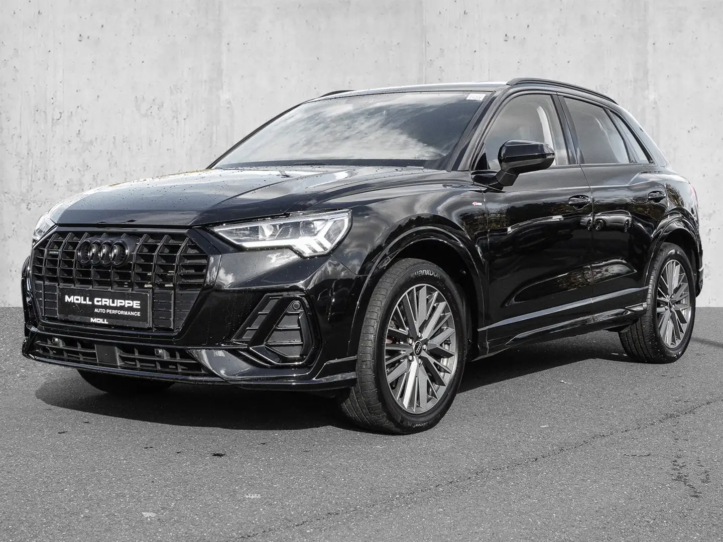 Audi Q3 S line 45 2.0 TFSI quattro S tronic Schwarz - 2