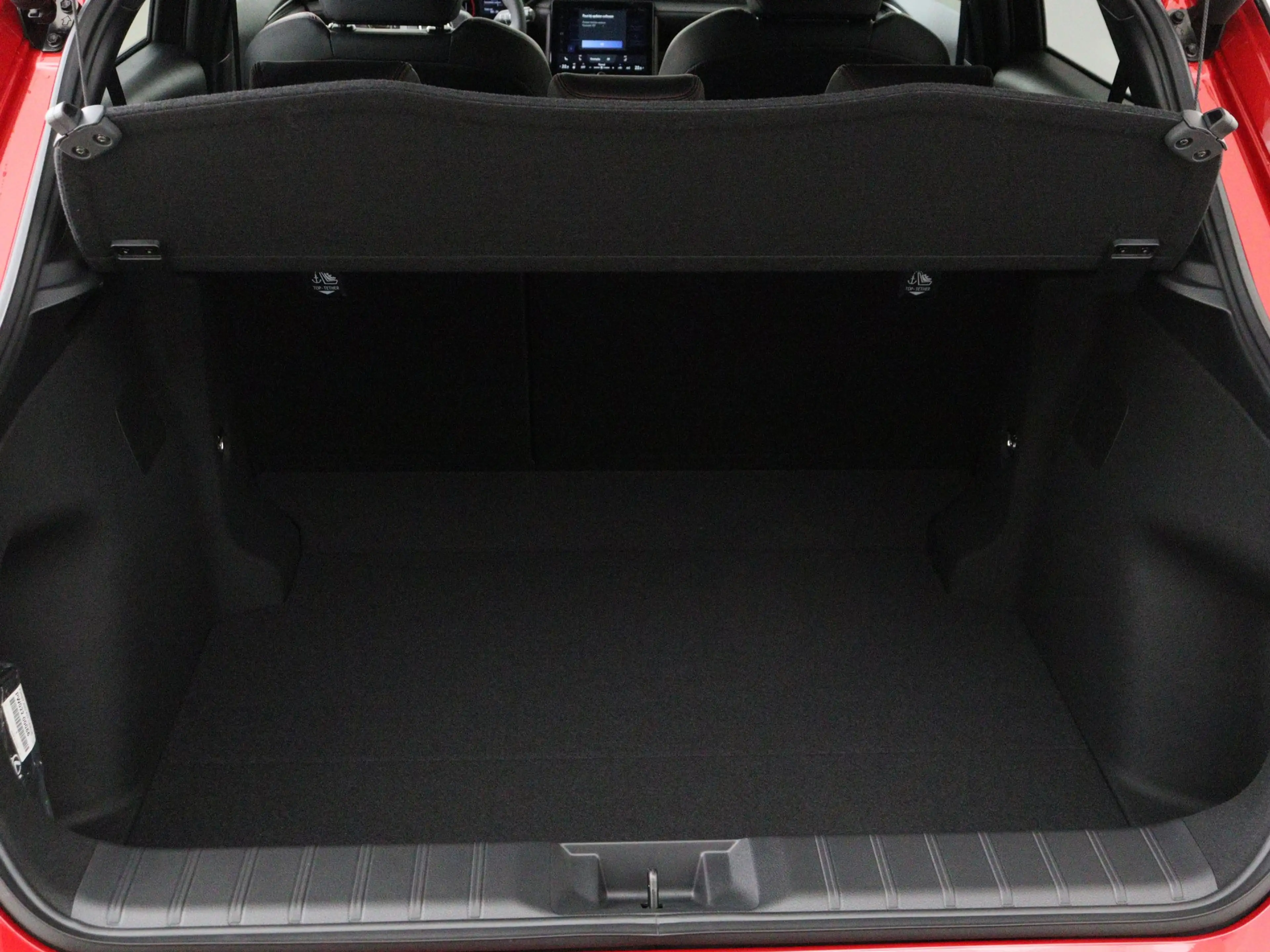 Lexus LBX Emotion 2WD Advanced Pack | HUD | 360 Camera — photo 7