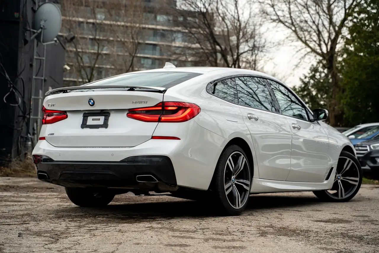 BMW 6 Series снимка BMW 6 Series