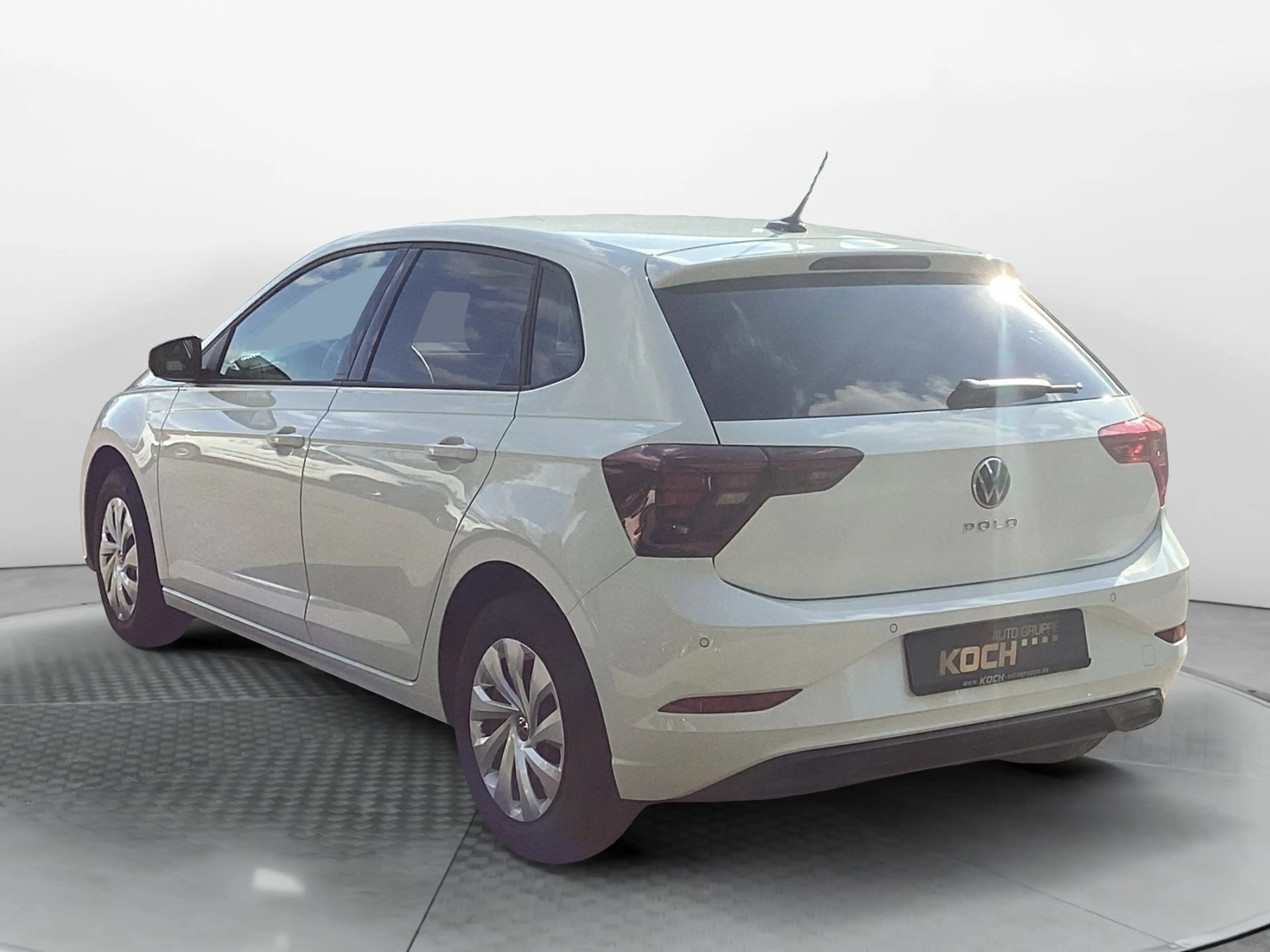 Volkswagen Polo 1.0 TSI DSG Life Navi LED Kamera — photo 4