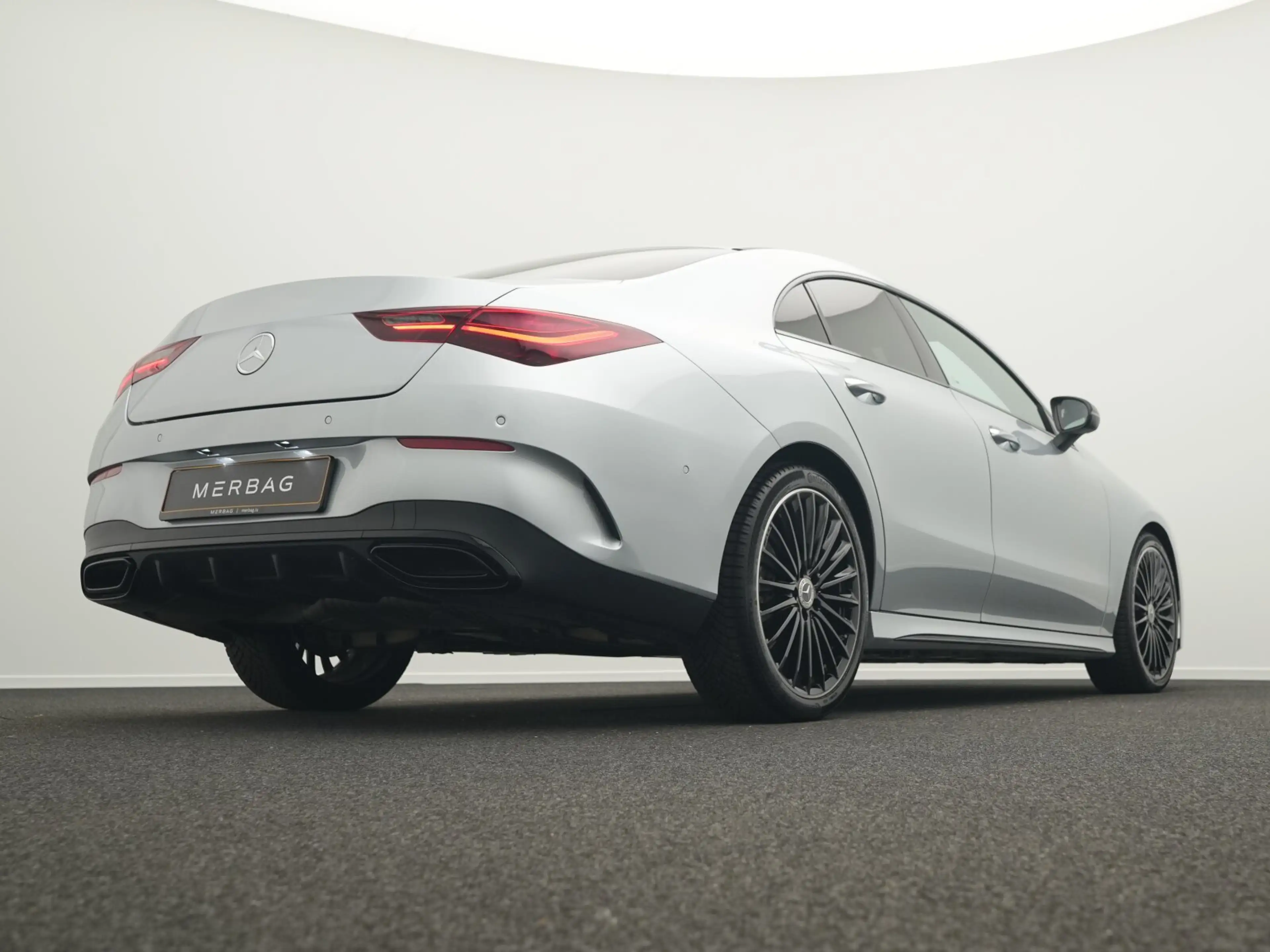 Mercedes-Benz CLA 200 CLA 200 AMG-Line Cpe Multi+Kamera+Night+19" Navi — photo 11