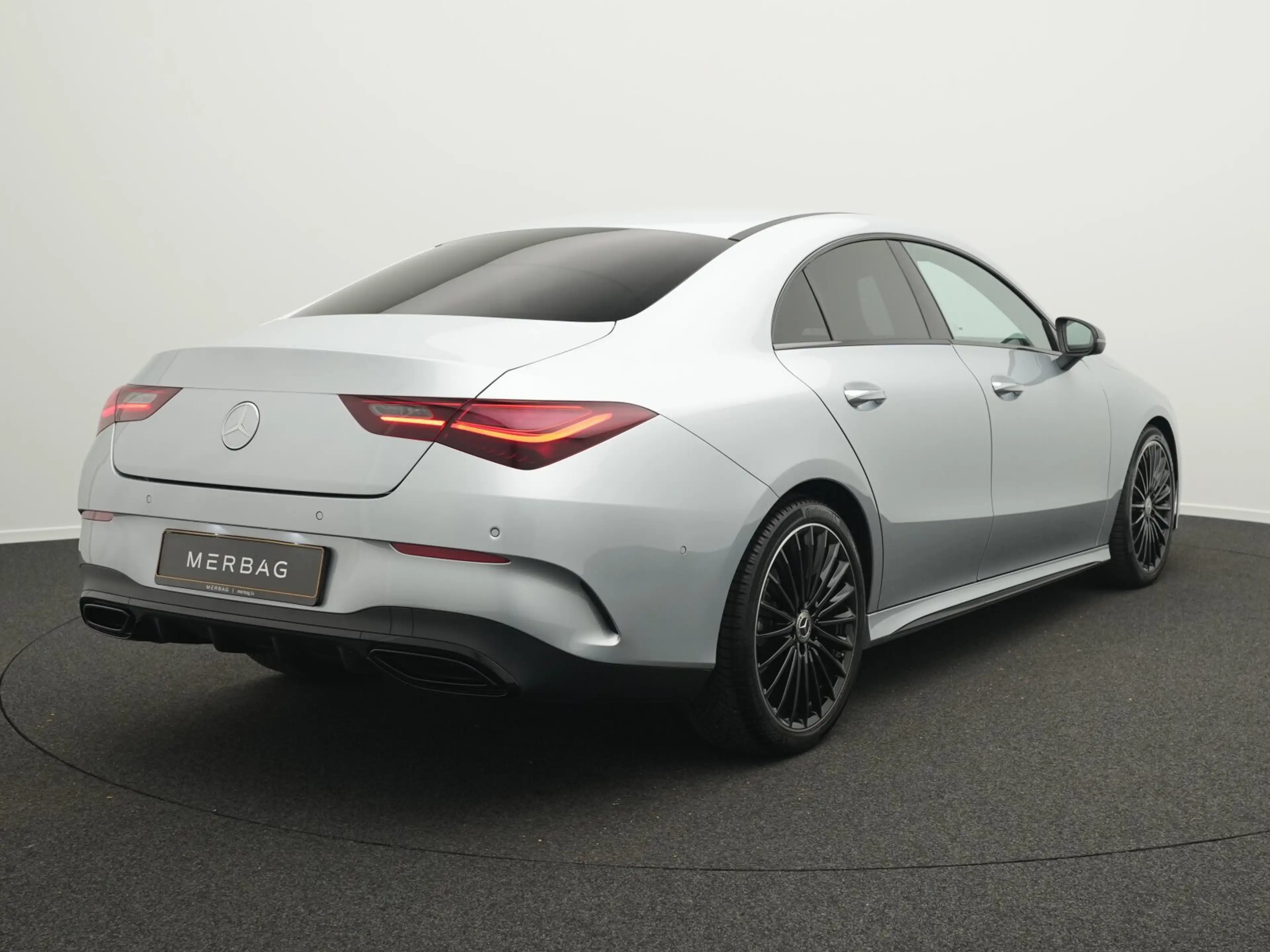 Mercedes-Benz CLA 200 CLA 200 AMG-Line Cpe Multi+Kamera+Night+19" Navi — photo 3