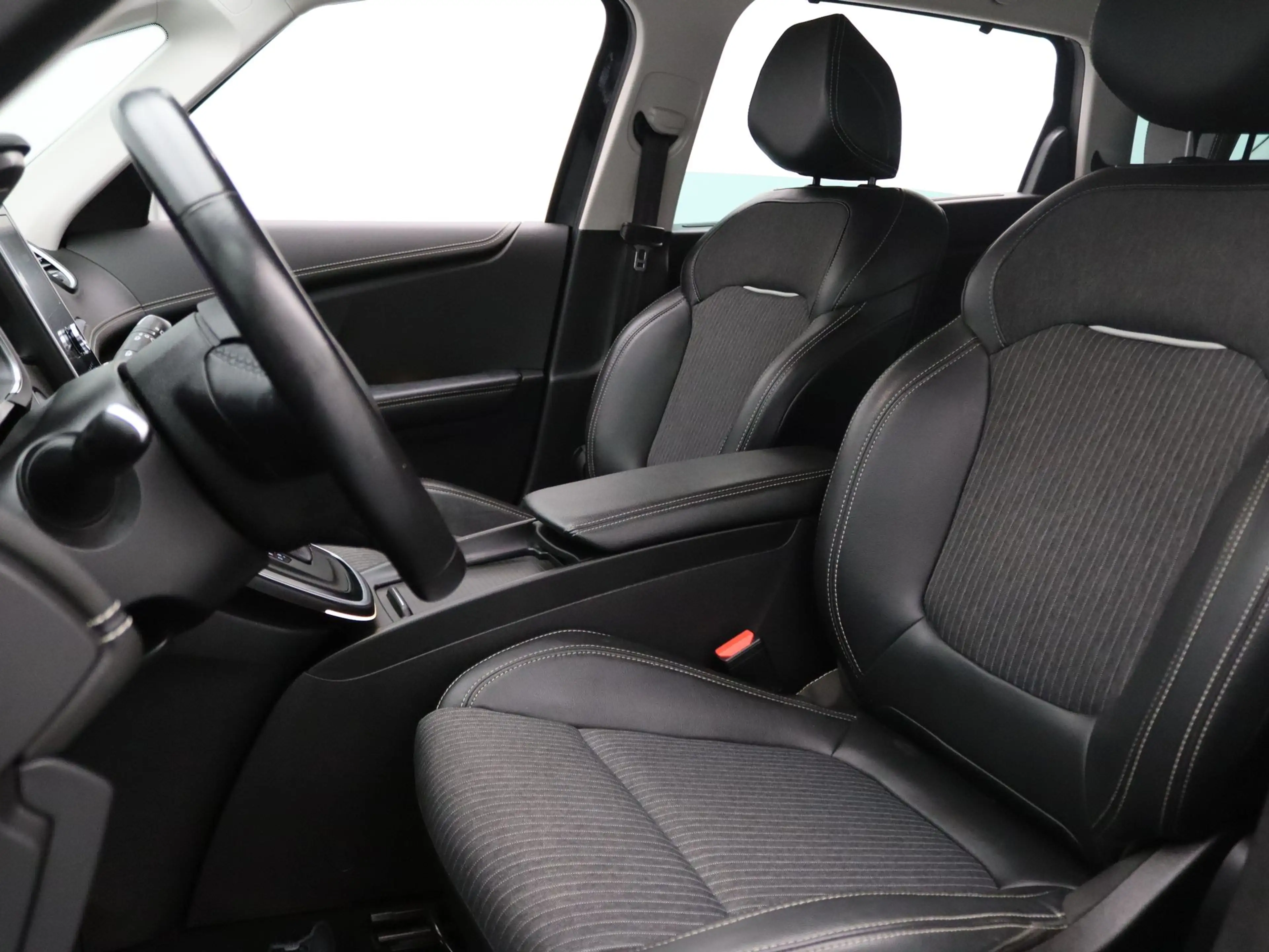 Renault Scenic 140pk TCe Intens Climate | Head-Up — photo 5