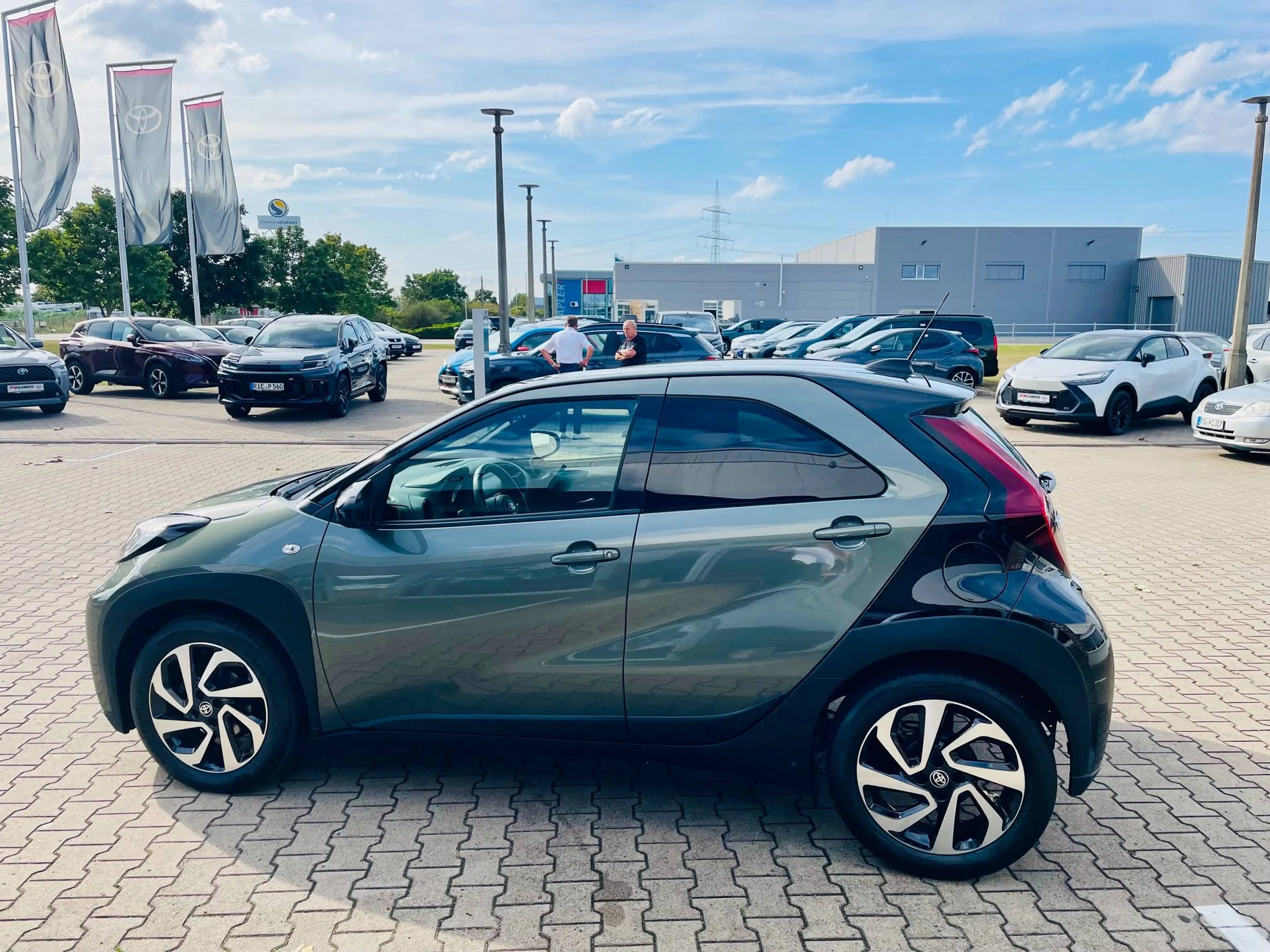 Toyota Aygo X Pulse BI-TONE*ACC*DAB*SH*KAMERA — photo 5