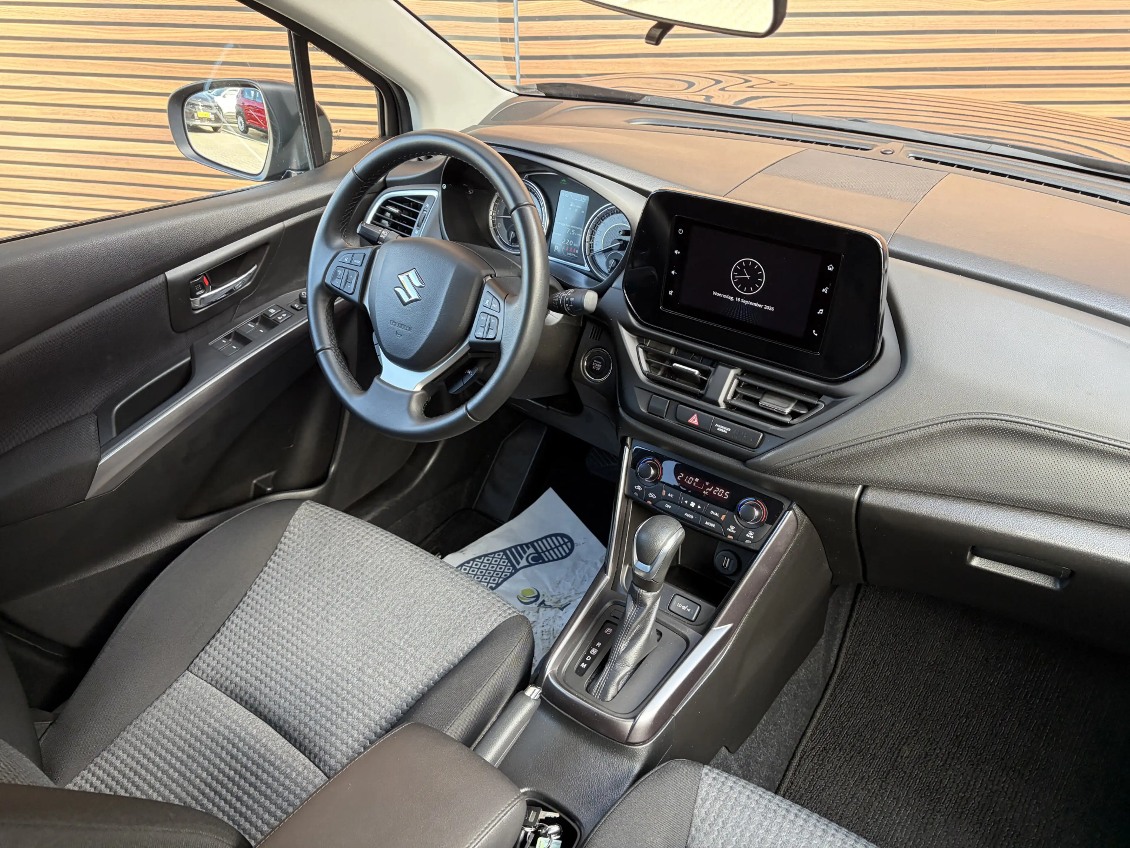 Suzuki S-Cross 1.5 Hybrid Select Afnb. Trekhaak / Adpt. Cruise / — photo 4