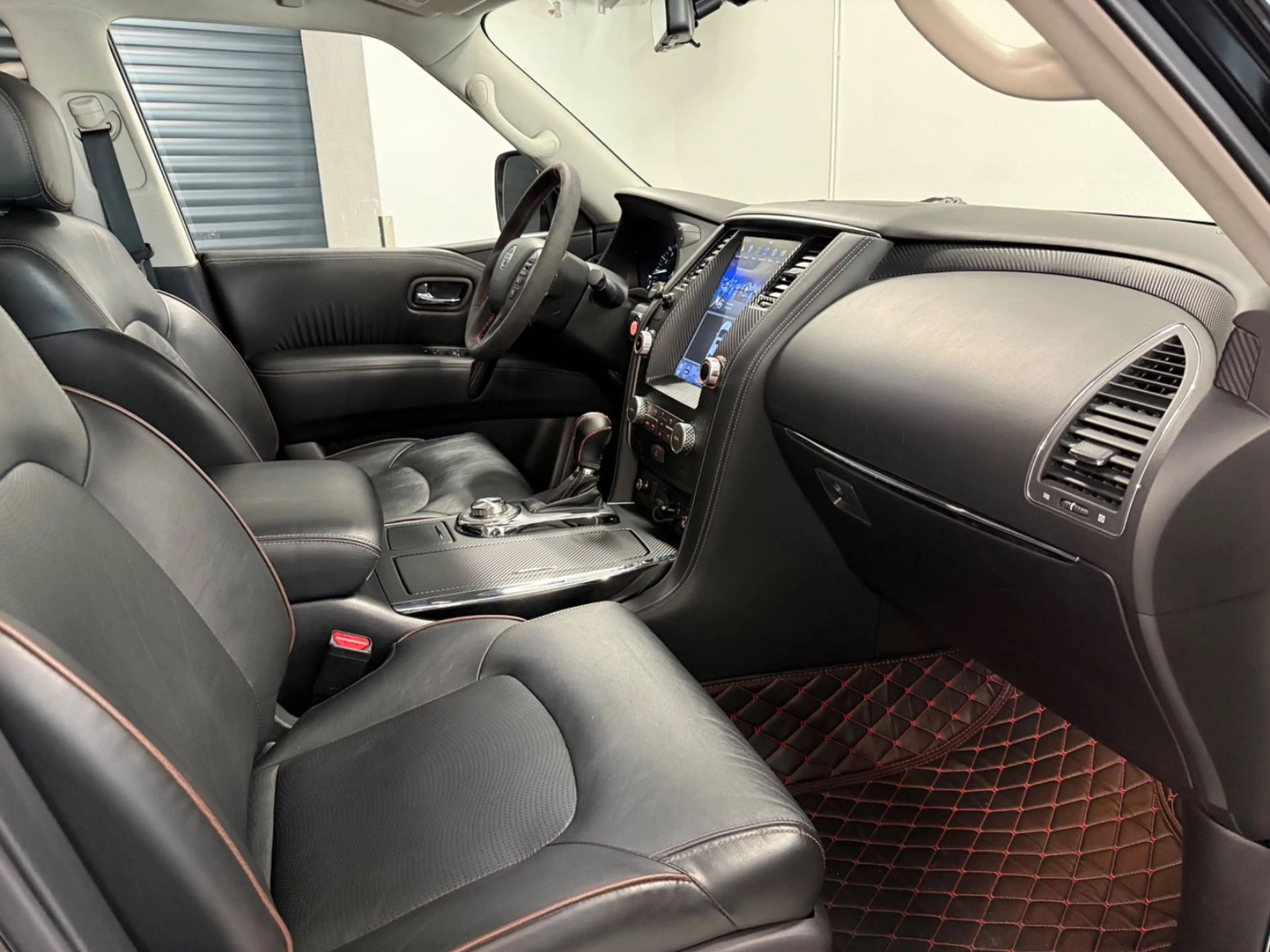 Nissan Patrol / Armada Platinum 5.6 V8 Nismo *8-Sitzer — photo 14