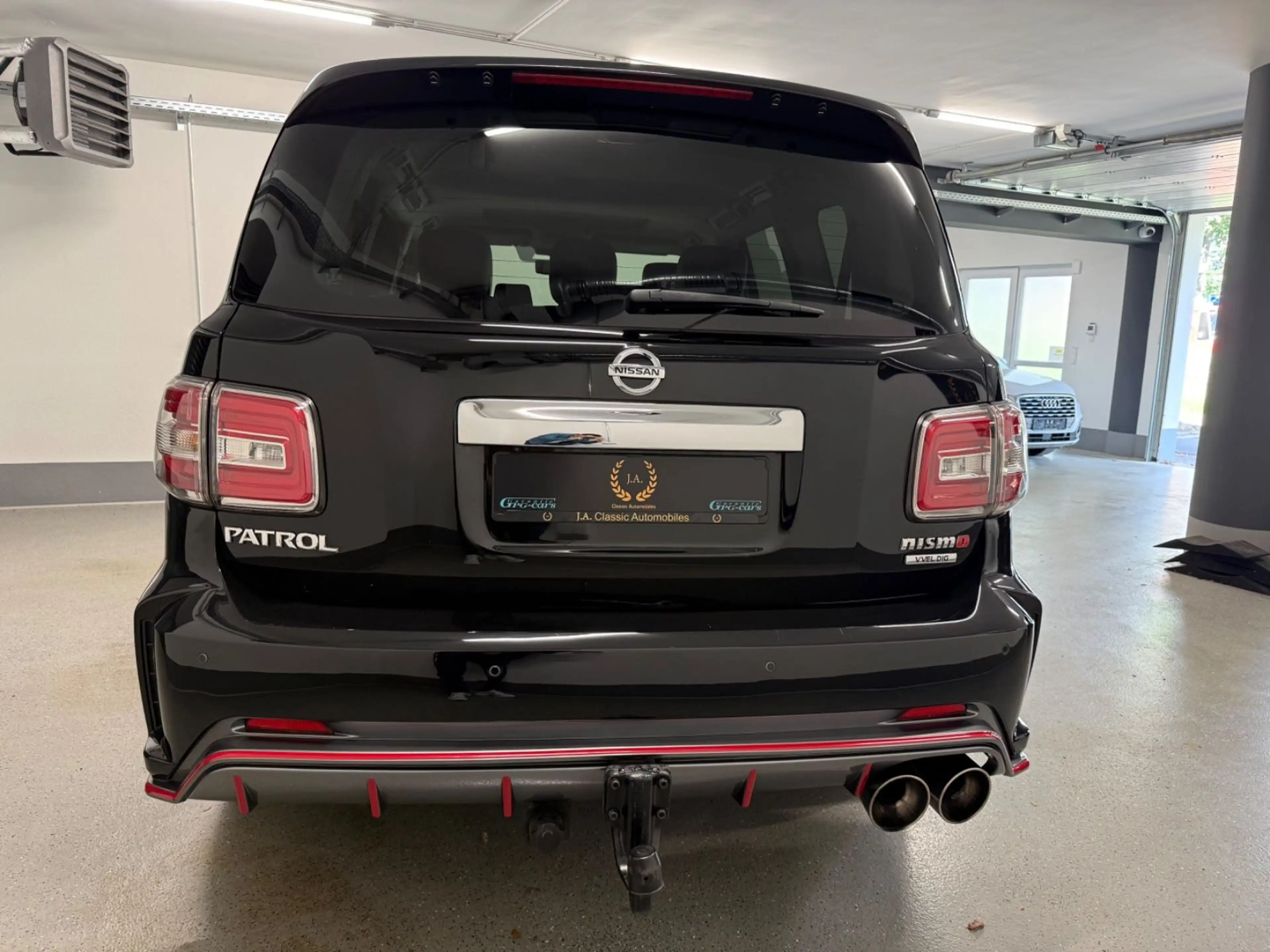 Nissan Patrol / Armada Platinum 5.6 V8 Nismo *8-Sitzer — photo 7