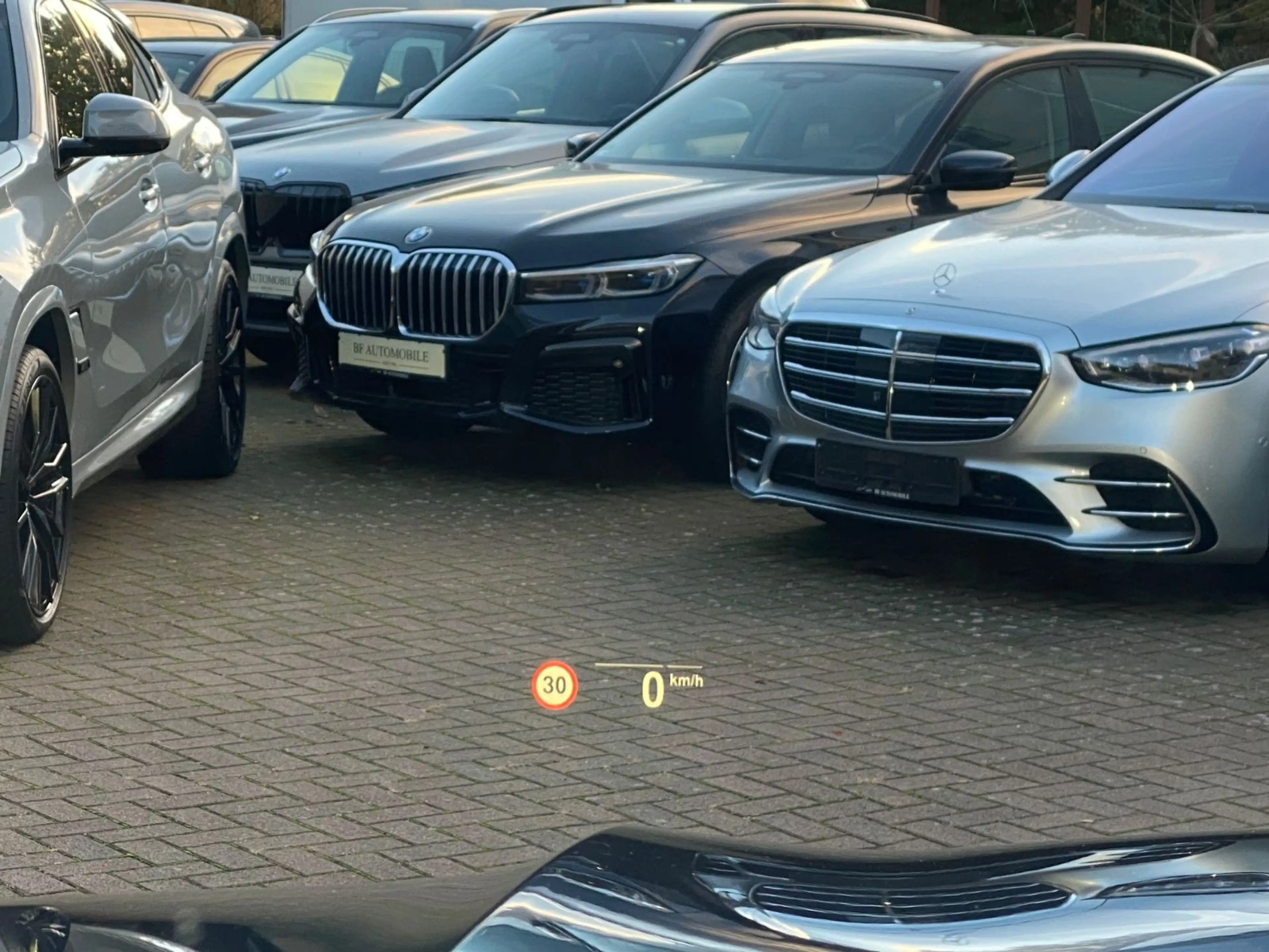 BMW X5 xDr45e M Sport PANO-SKY*AHK*Massage*Softclose — photo 12