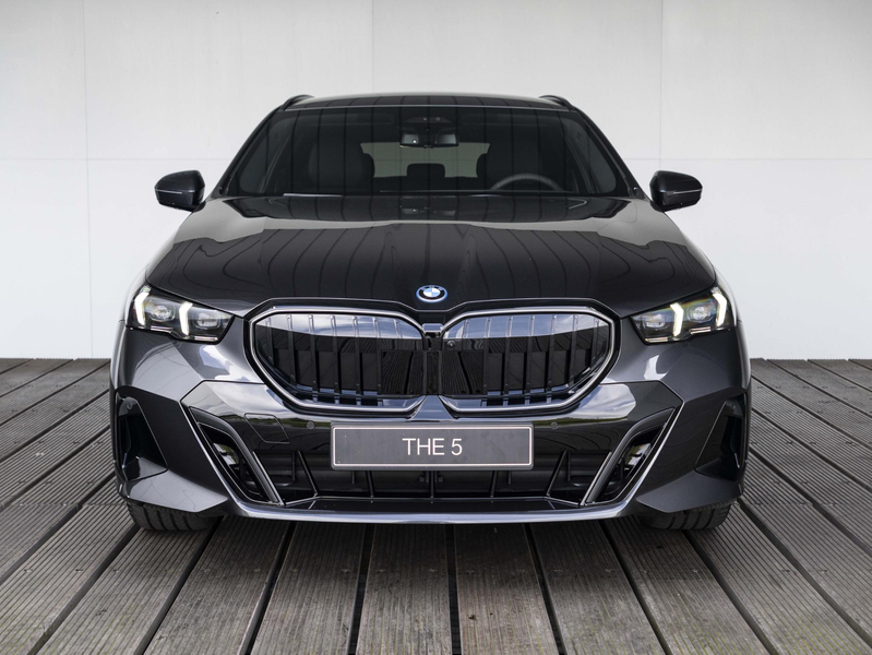 BMW 550 5 serie Touring 550e xDrive M Sportpakket Pro | In — photo 5