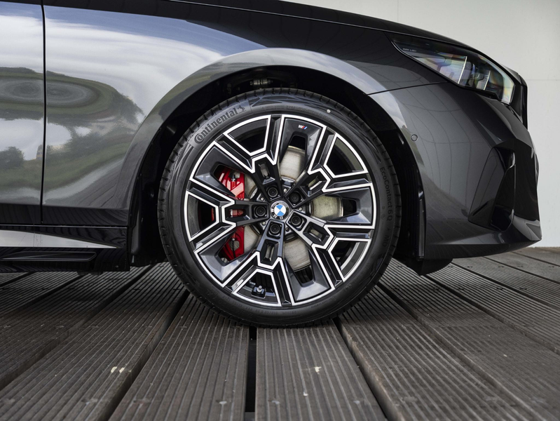 BMW 550 5 serie Touring 550e xDrive M Sportpakket Pro | In — photo 8