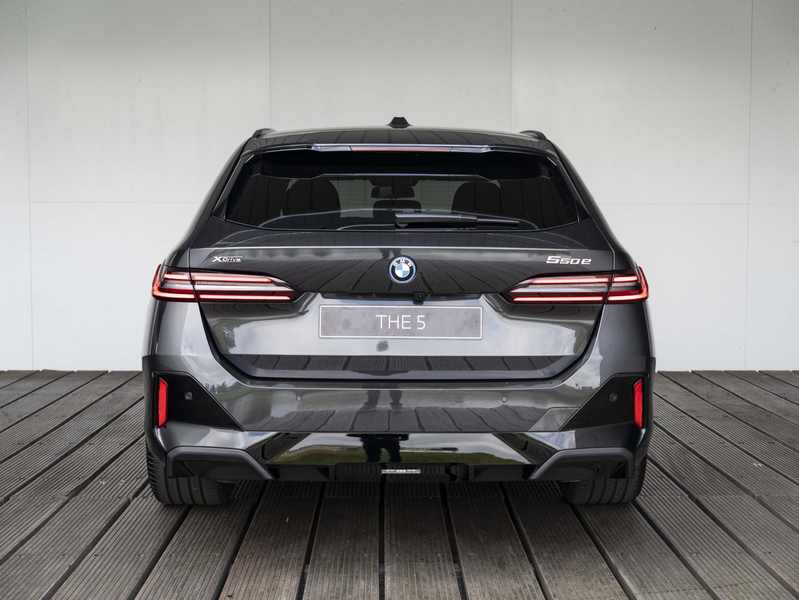 BMW 550 5 serie Touring 550e xDrive M Sportpakket Pro | In — photo 7