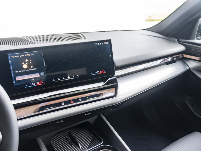 BMW 550 5 serie Touring 550e xDrive M Sportpakket Pro | In — photo 11