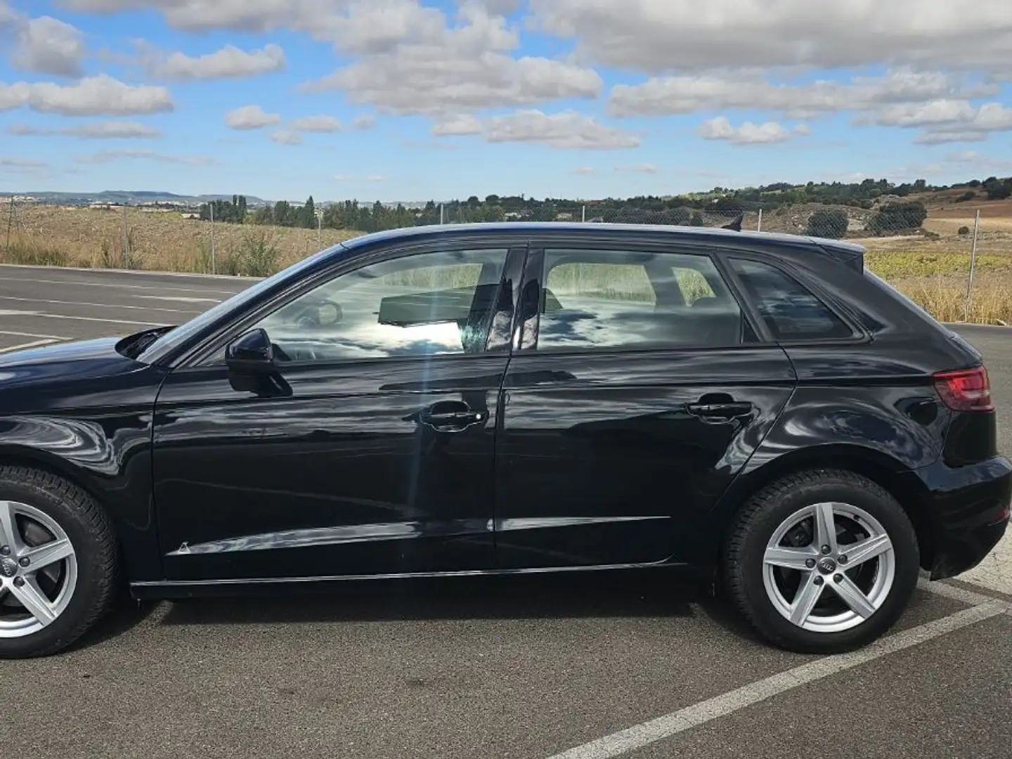 Audi A3 Sportback 30 TDI S tronic 85kW Negro - 1