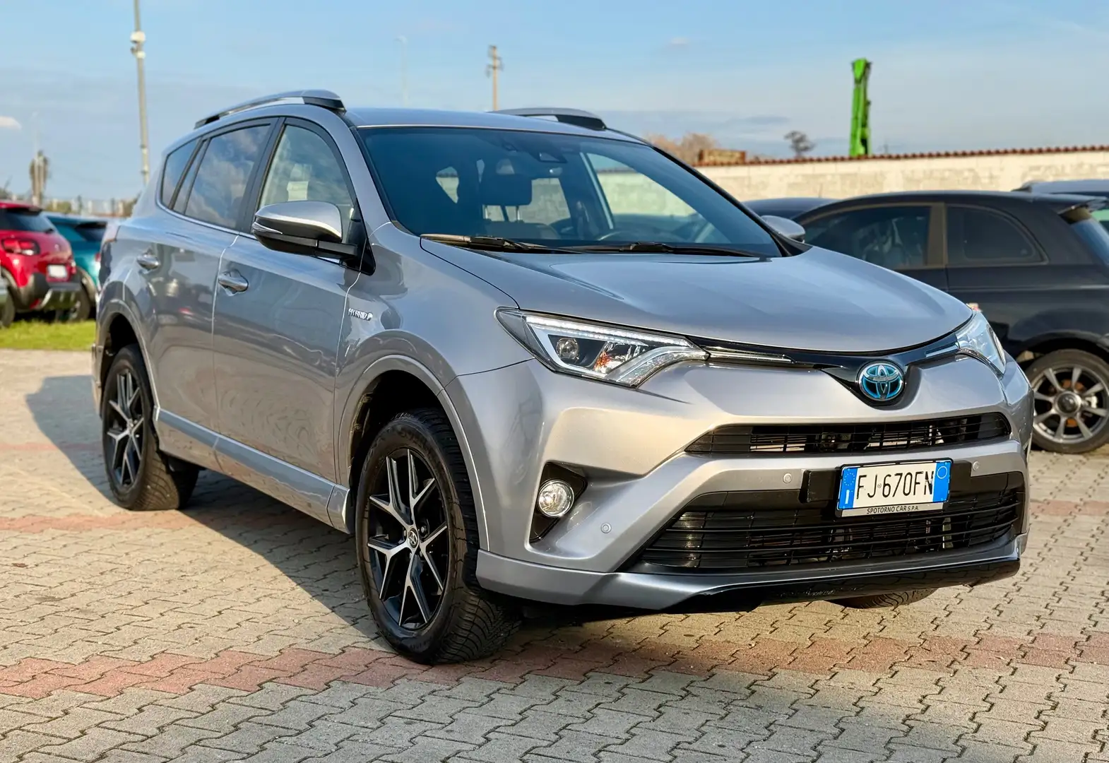 Toyota RAV 4 Rav4 2.5 vvt-i h Lounge 2wd e-cvt my17 ** HYBRID Grigio - 2