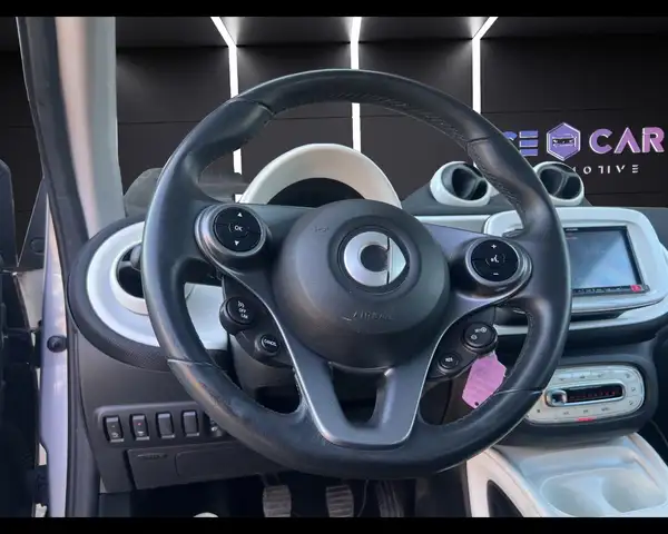 Smart Fortwo view 11