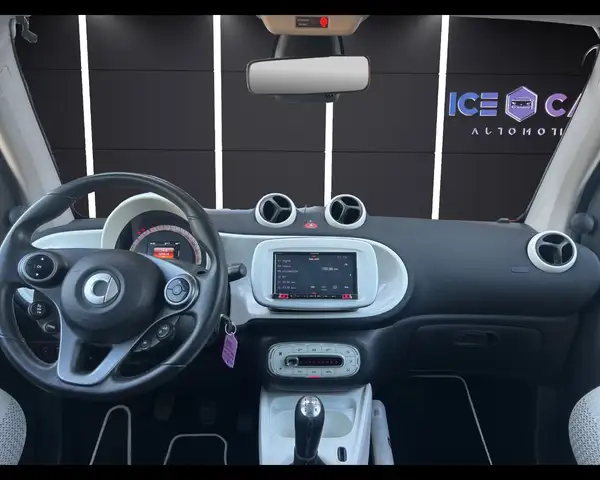Smart Fortwo view 13