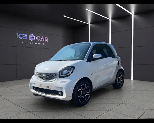 Smart Fortwo view 3