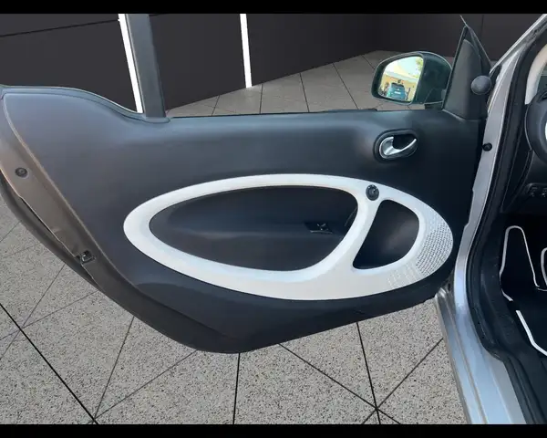 Smart Fortwo view 14