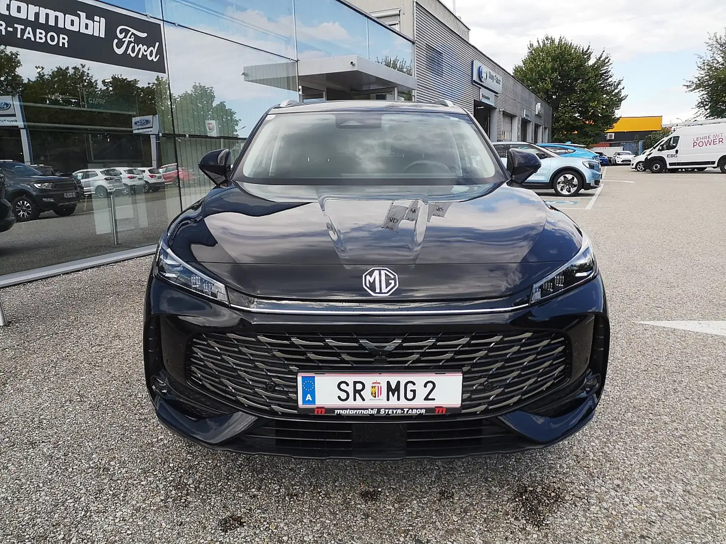 MG HS PHEV+ Luxury 21,4kWh Aut. Noir - 2