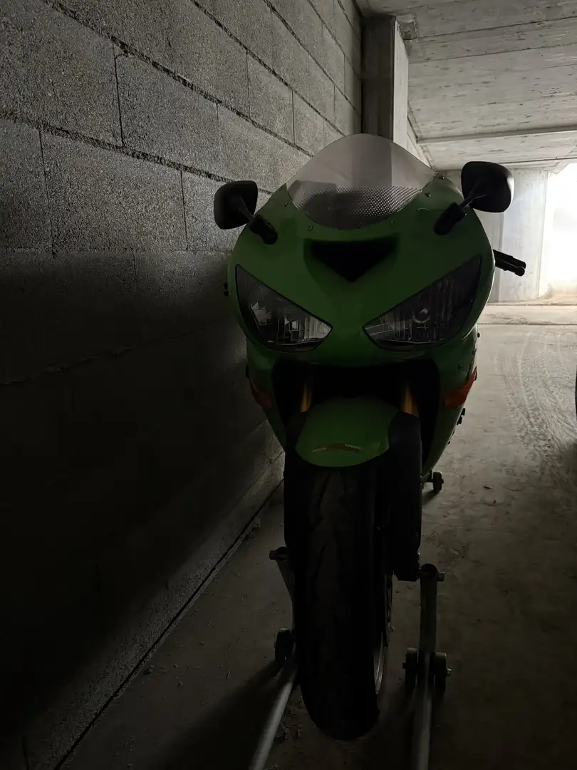 Kawasaki ZX 600 - 2