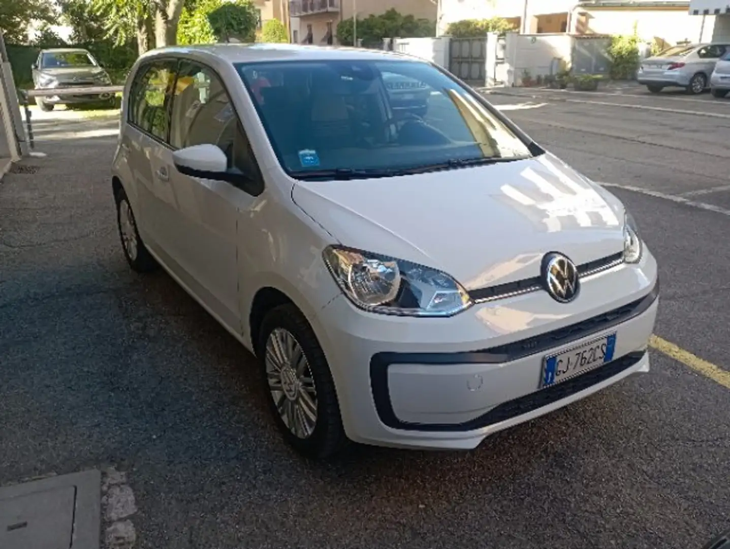 Volkswagen up! up! 3p 1.0 eco Move 68cv my20 Wit - 2
