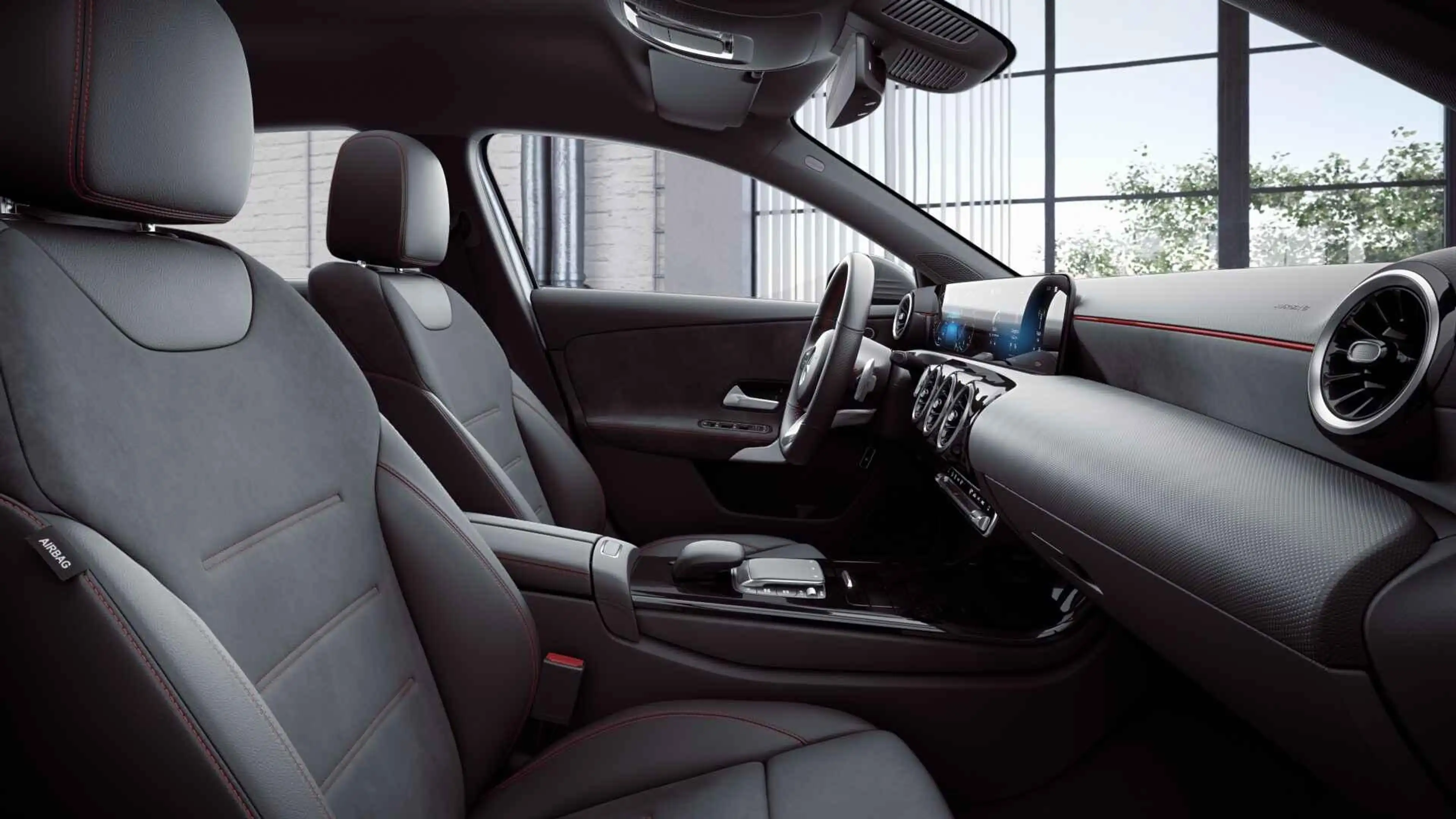 Mercedes-Benz A 180 Berline AMG Line | Dodehoekassistent | Verwarmde Z — photo 2