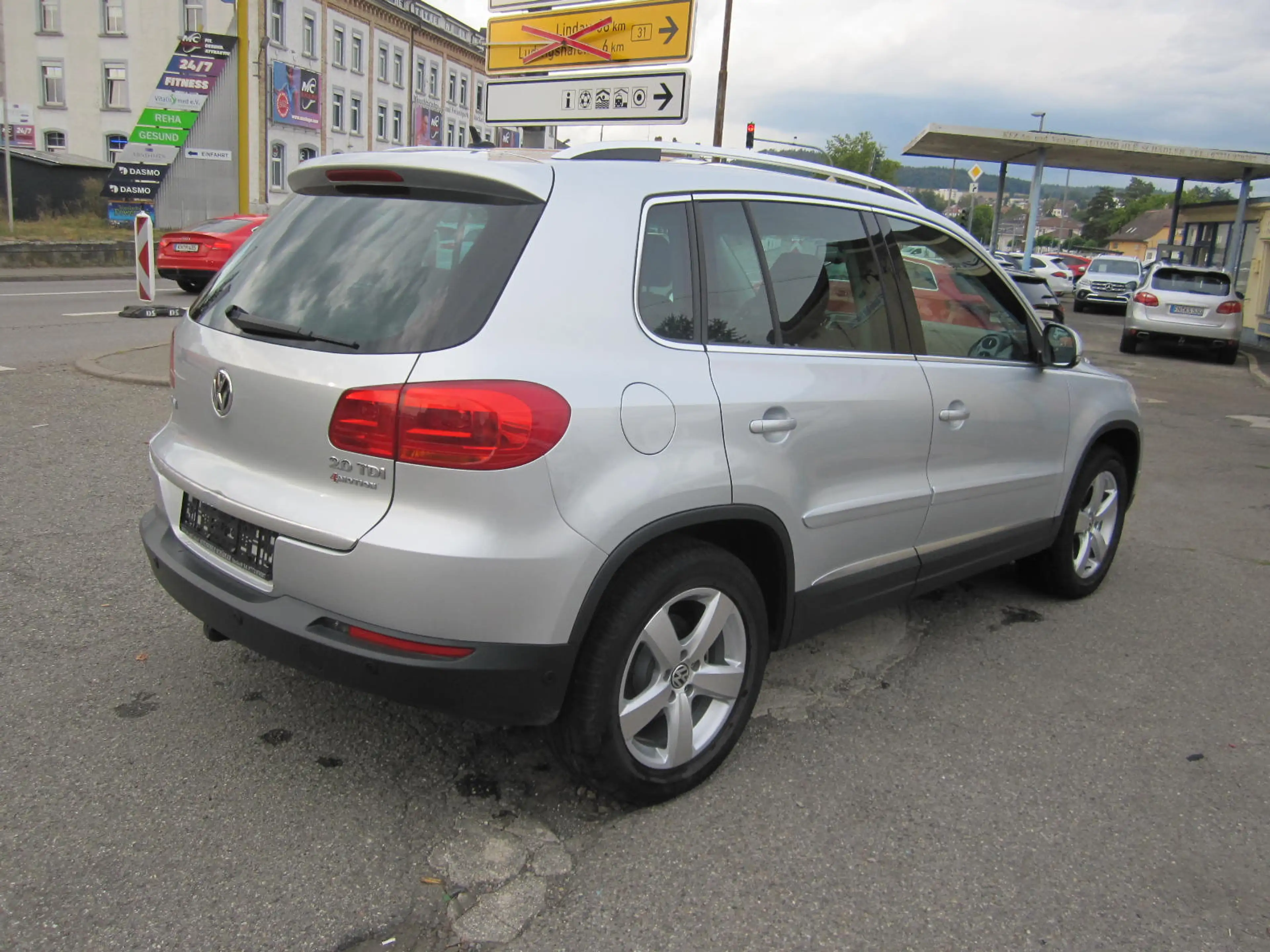 Volkswagen Tiguan Sport & Style 4Motion ~ DSG ~ AHK ~ — photo 4