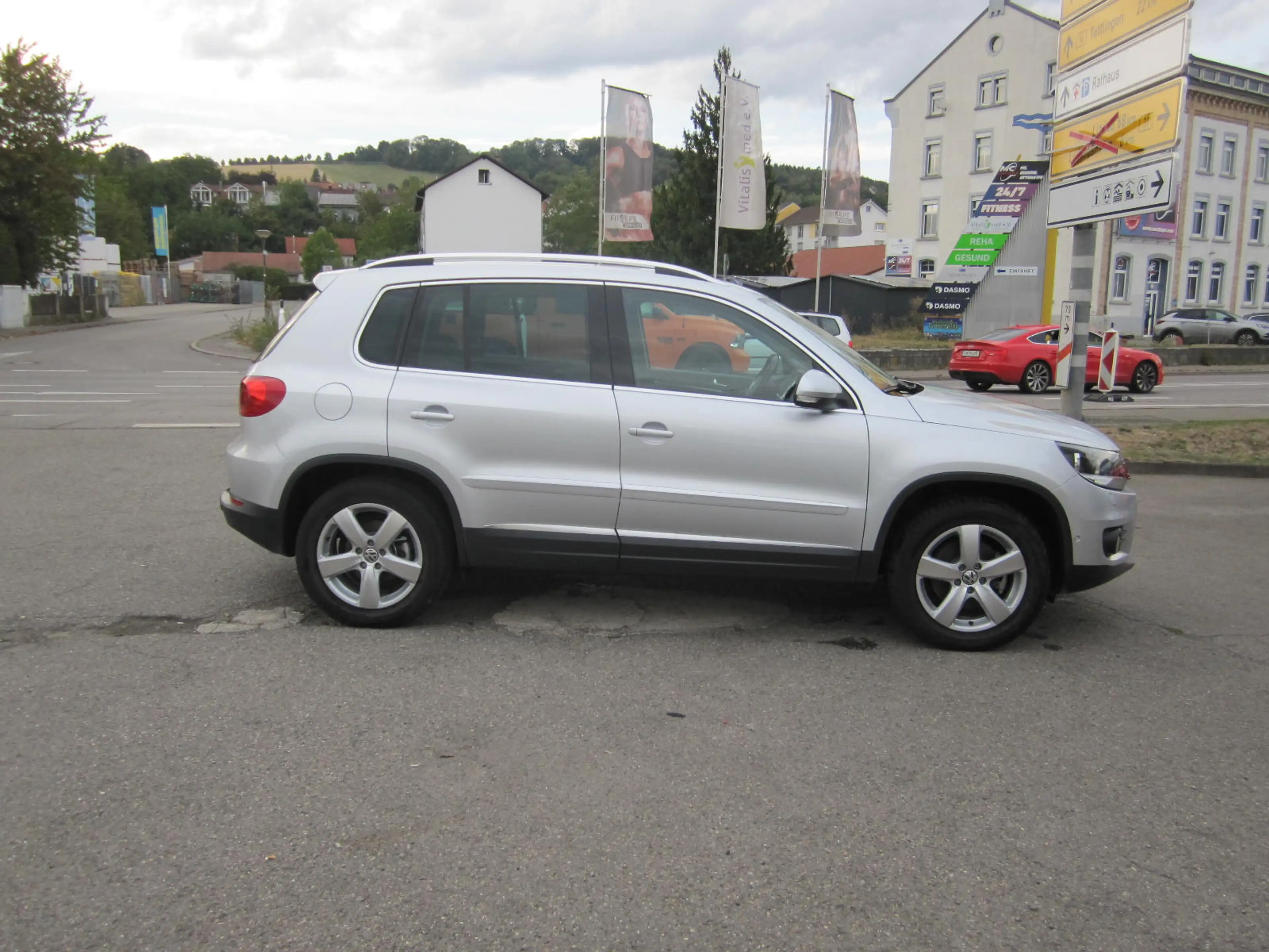 Volkswagen Tiguan Sport & Style 4Motion ~ DSG ~ AHK ~ — photo 5