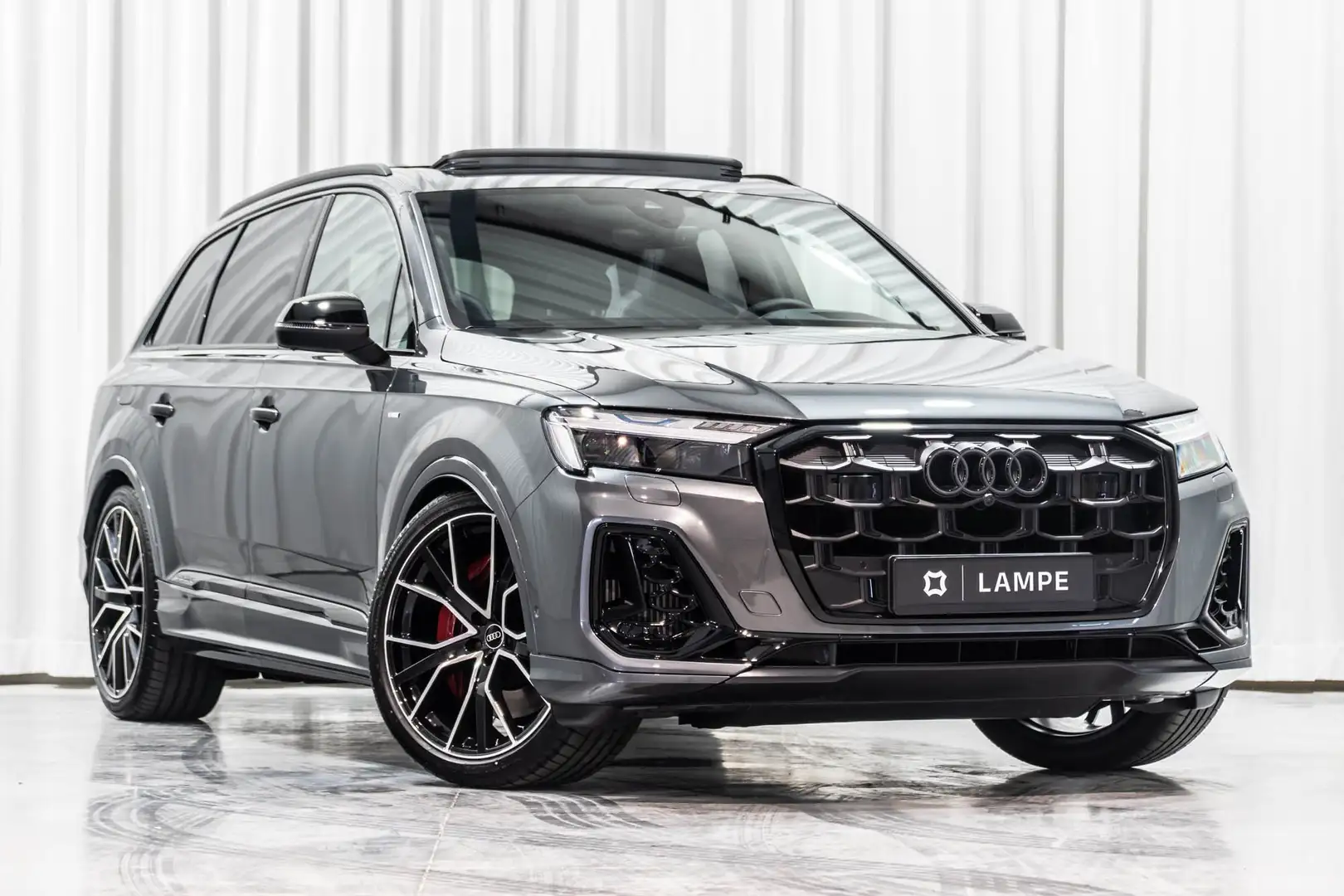Audi Q7 60 TFSIe 5j GARANTIE S Line Massage Pano Trekh B&O Noir - 1