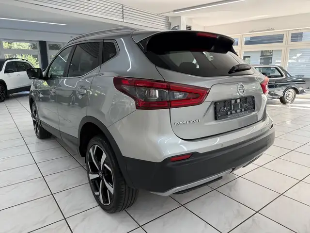 Nissan Qashqai view 2