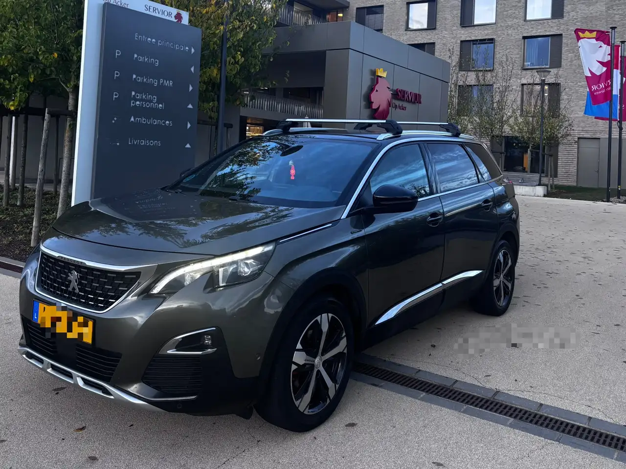 Peugeot 5008