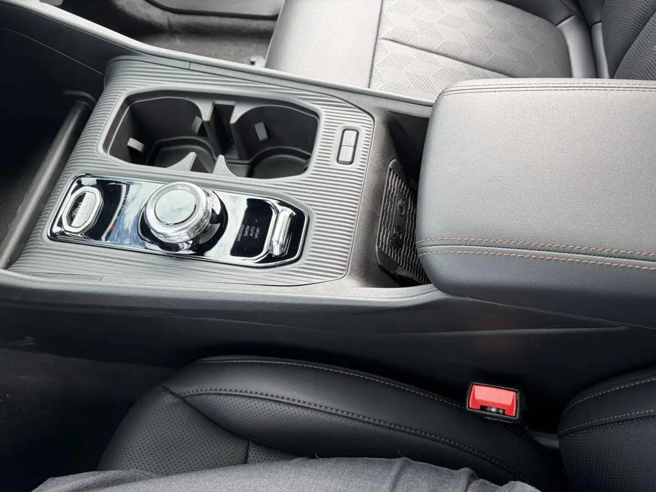 Jeep Cherokee photo Jeep Cherokee