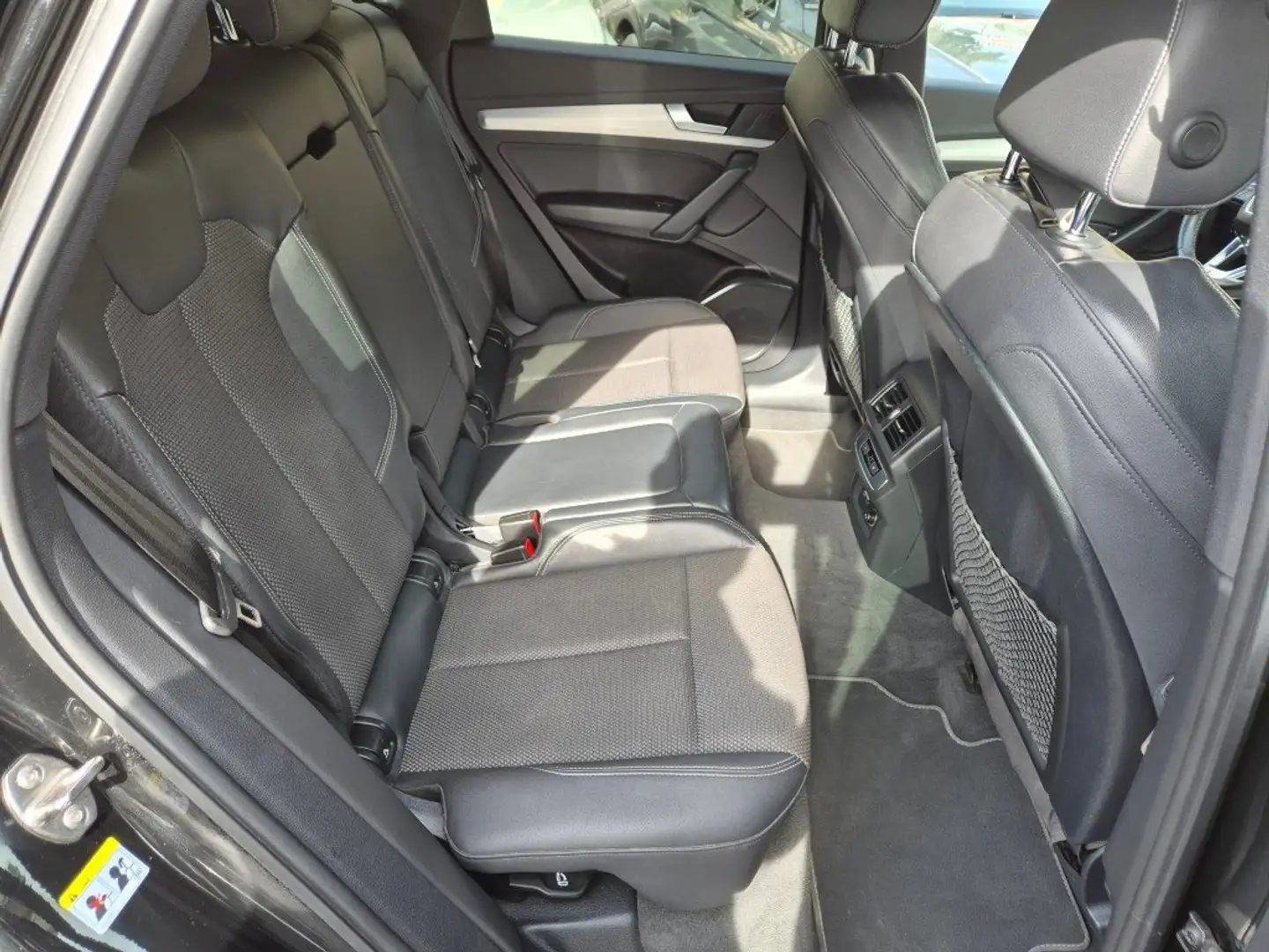 Audi Q5 2.0 TDI 204CV S-LINE - 2