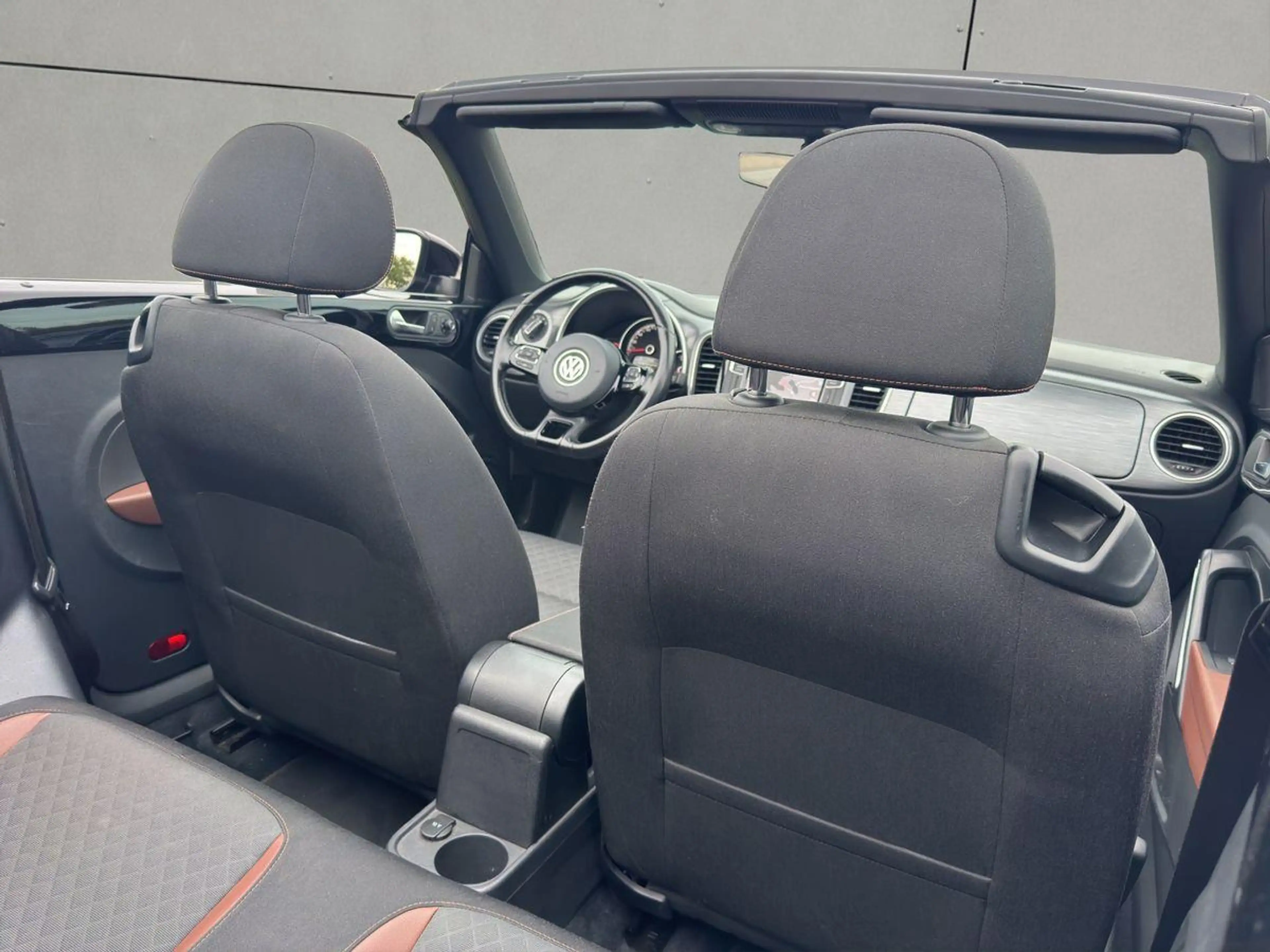 Volkswagen Beetle Allstar 1.2 TSI Metallic — photo 16