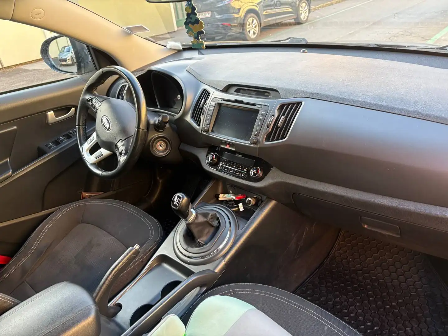 Kia Sportage Sportage Cool 1,7 CRDi 2WD ISG Österreich-Paket Ös Grau - 1