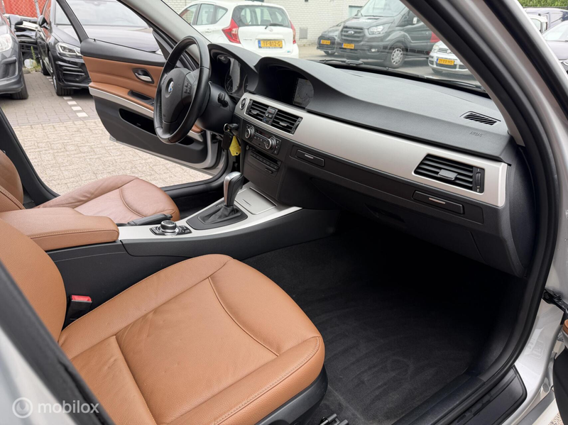 BMW 318 3-serie 318i Luxury Line NAVI*LEDER*CRUISE*XENON*P — photo 11