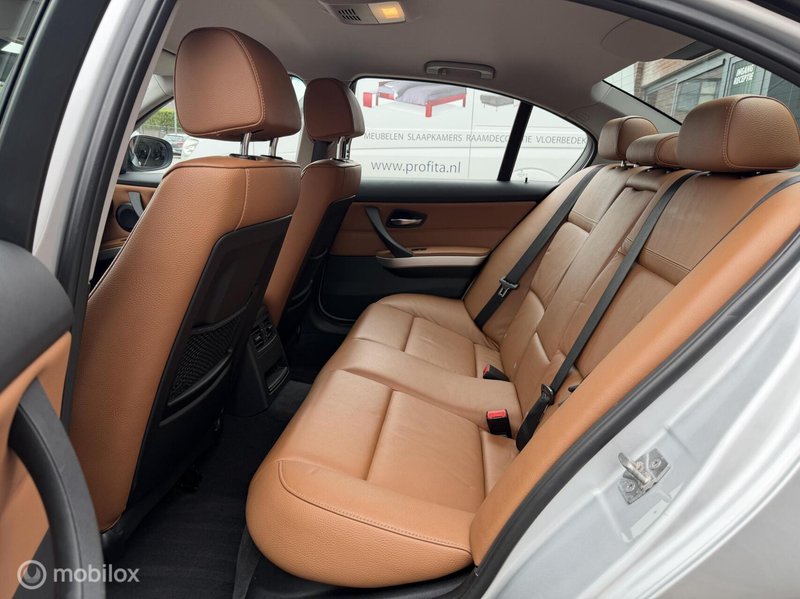 BMW 318 3-serie 318i Luxury Line NAVI*LEDER*CRUISE*XENON*P — photo 10