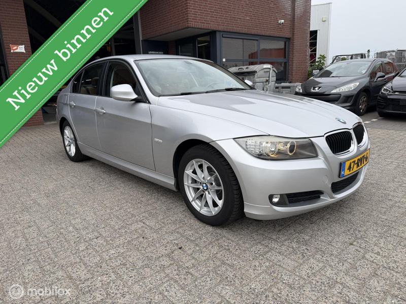 BMW 318 3-serie 318i Luxury Line NAVI*LEDER*CRUISE*XENON*P — photo 3